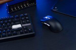 Back in Black_ 🖤_✅ Sleek Black Design__Why wait for full price when you can shop it now_Link in bio!__#epomaker #clicklite #amazondeals #sales #typing #keyboard #techaddict #keyboardswitches